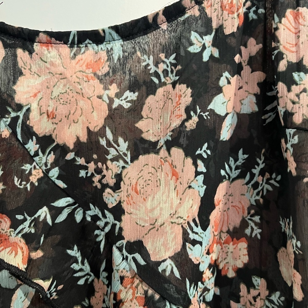 Floral Ruffle Camisole Top - Picture 2 of 5